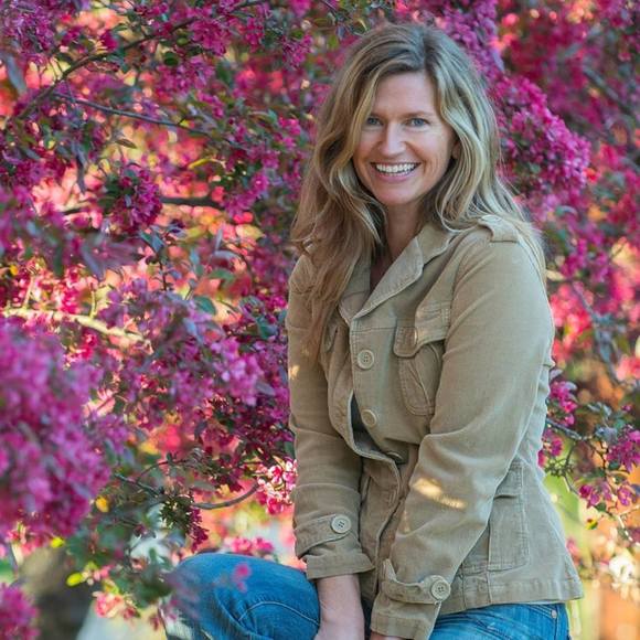 Meet your Posher, Heather - Picture 1 of 1